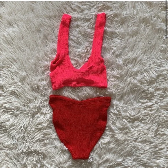 New Hunza g Juno twisted bikini set in hot pink/red one size - Picture 3 of 12